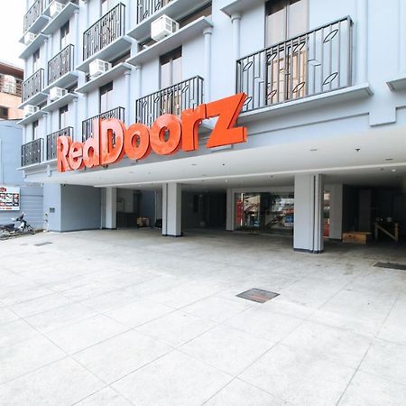 Reddoorz Plus @ Jardin Suites Guadalupe Nuevo Mandaluyong Buitenkant foto