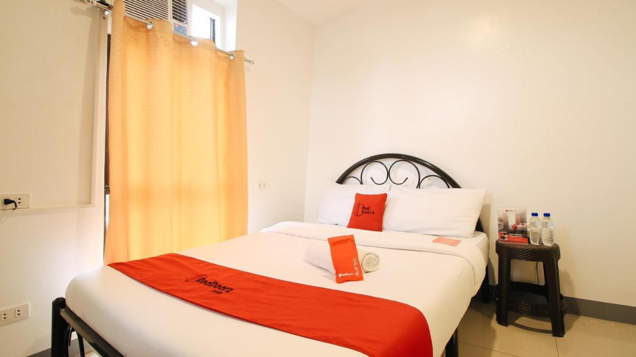 Reddoorz Plus @ Jardin Suites Guadalupe Nuevo Mandaluyong Buitenkant foto